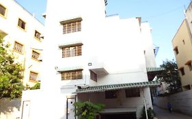 Suresh Inn Pune